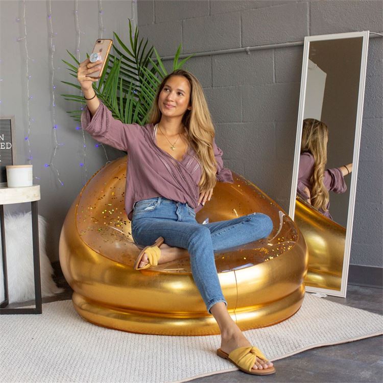 Teardrop-Shaped Inflatable Sofa