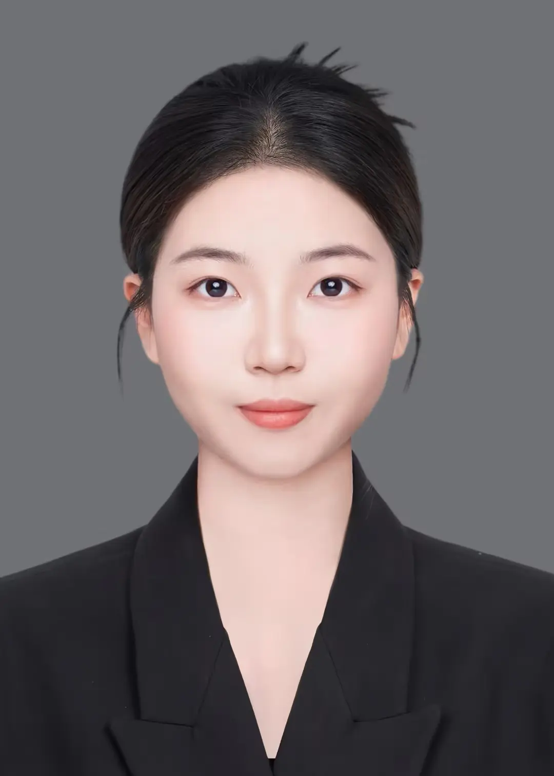 证件照 2025090502150543